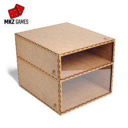 Cajas apilables apiladas entre sí con frontal de metacrilato y cubierta
