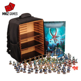 Mochila de transporte con las miniaturas desplegadas